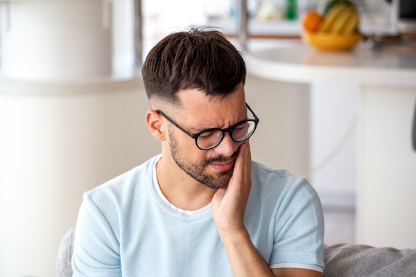 How Emergency Dentists Perform A Root Canal Retreatment